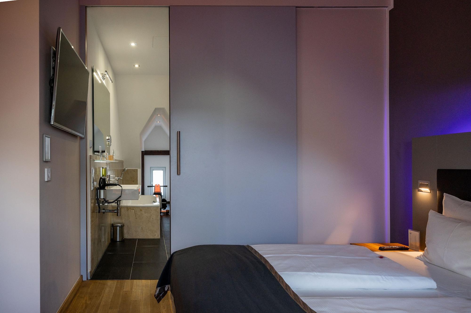 Qube Bergheim 4*